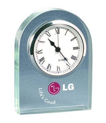 Horloge dôme Claire Acrylique 3/4" gravure laser. Cadran Or avec chiffres Arabiques. | Jobox Media